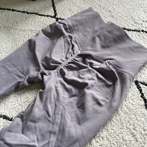 Scrunch butt leggings